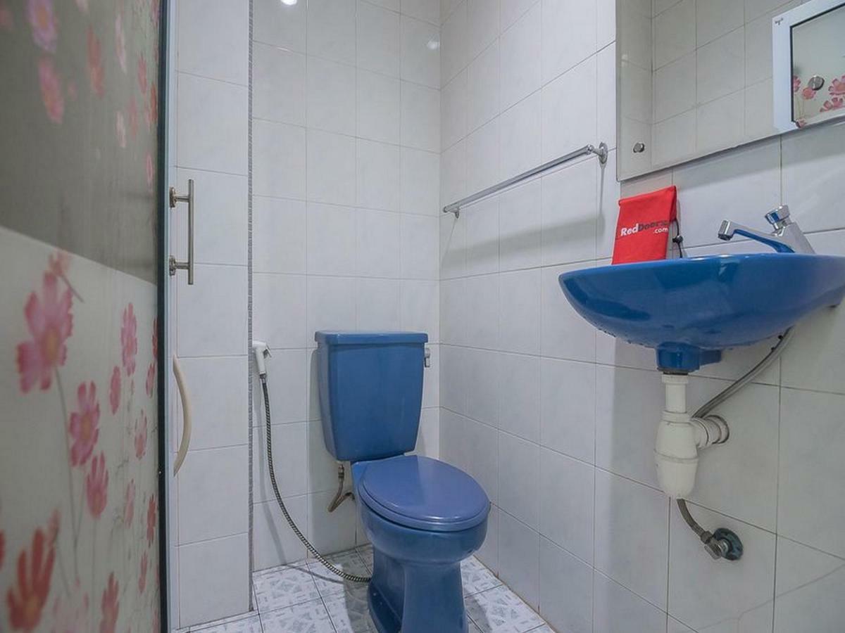 红多兹酒店-近巴淡岛纳格雅城市布道2号 Batam 外观 照片